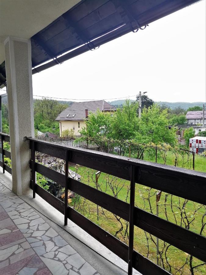Ferienwohnung Cazare Vila Maria Curtea de Argeş Exterior foto